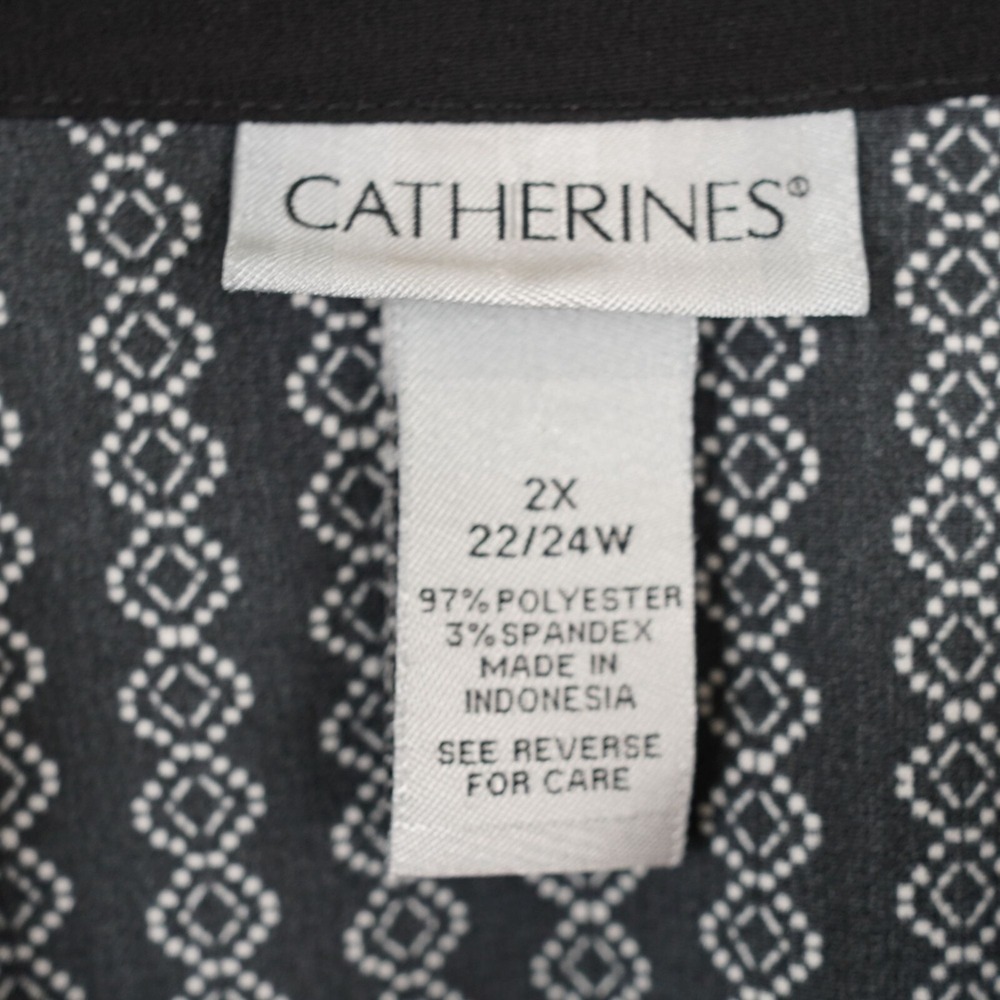 Catherines Black & Pink Boho Print Tunic Top Plus Size 2X 22‎ 24W Button Front - Picture 4 of 9
